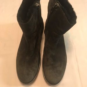 Vince Camuto Frances shearling lined ankle boots